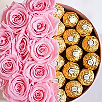 Valentine's Day Gift Set Infinity Roses and Rose bear and chocolate delivered in Uk