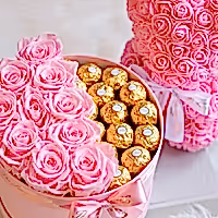 Valentine's Day Gift Set Infinity Roses and Rose bear and chocolate delivered in Uk