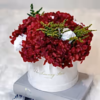 Preserved hydrangea and infinity roses bouquet for flower delivery UK