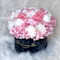 Pink and white preserved floral arrangement bouquet flower box for flower delivery in UK