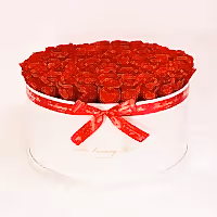 infinity roses in giant big white rose box for valentine's day gift